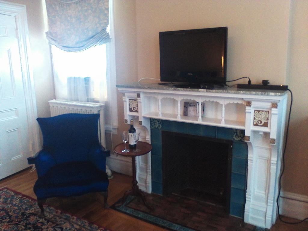 A Kingston Bed & Breakfast Εξωτερικό φωτογραφία