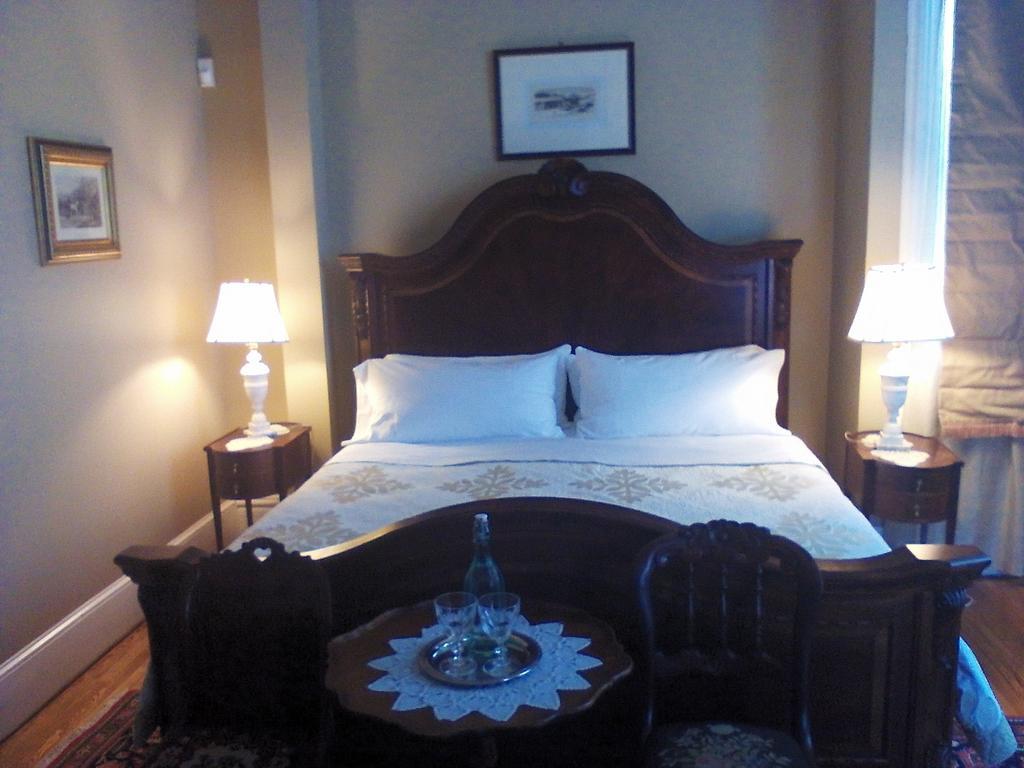 A Kingston Bed & Breakfast Εξωτερικό φωτογραφία