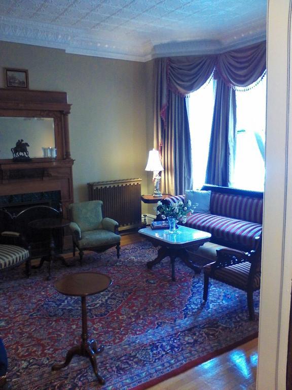 A Kingston Bed & Breakfast Εξωτερικό φωτογραφία